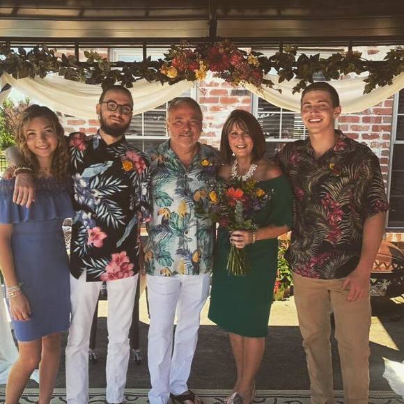 Meet your Posher, Jameson - Picture 1 of 1